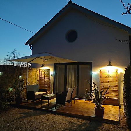Lovely 2 Bed Annexe Near 솔즈베리 외부 사진