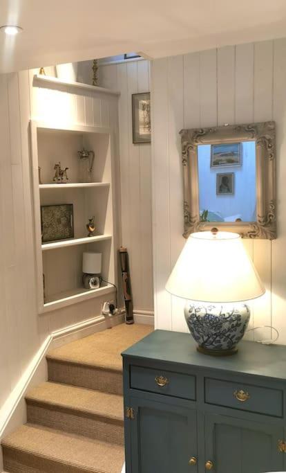Lovely 2 Bed Annexe Near 솔즈베리 외부 사진