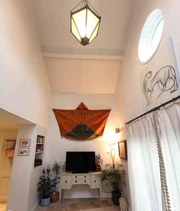 Lovely 2 Bed Annexe Near 솔즈베리 외부 사진