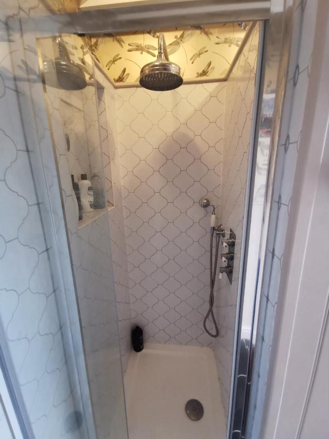 Lovely 2 Bed Annexe Near 솔즈베리 외부 사진
